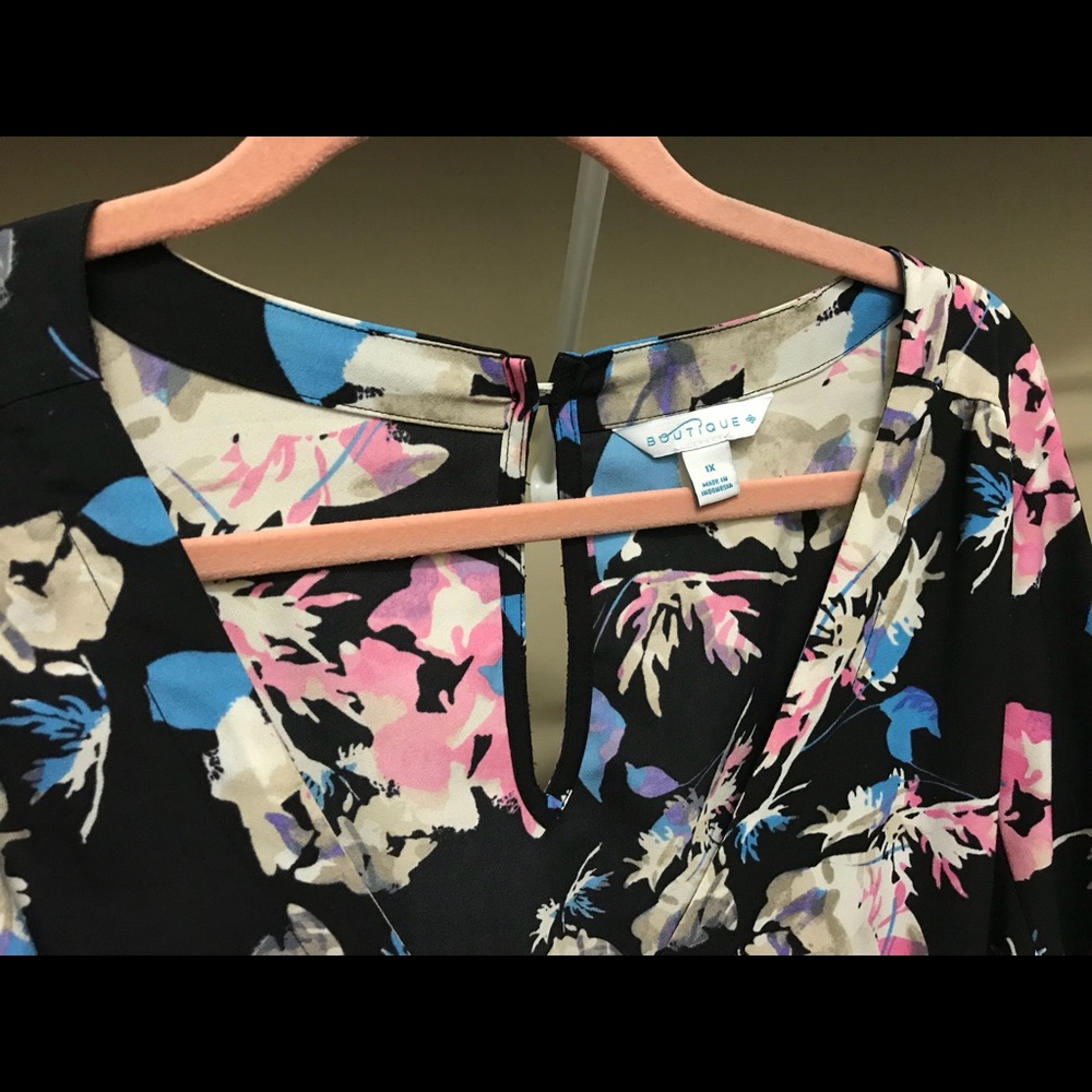Romper - Picture 3 of 4